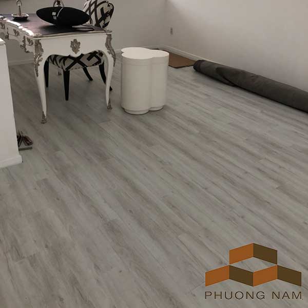 Sàn Nhựa Dán Keo 3 Ly Tại Nhà Thảo Điền, Q2